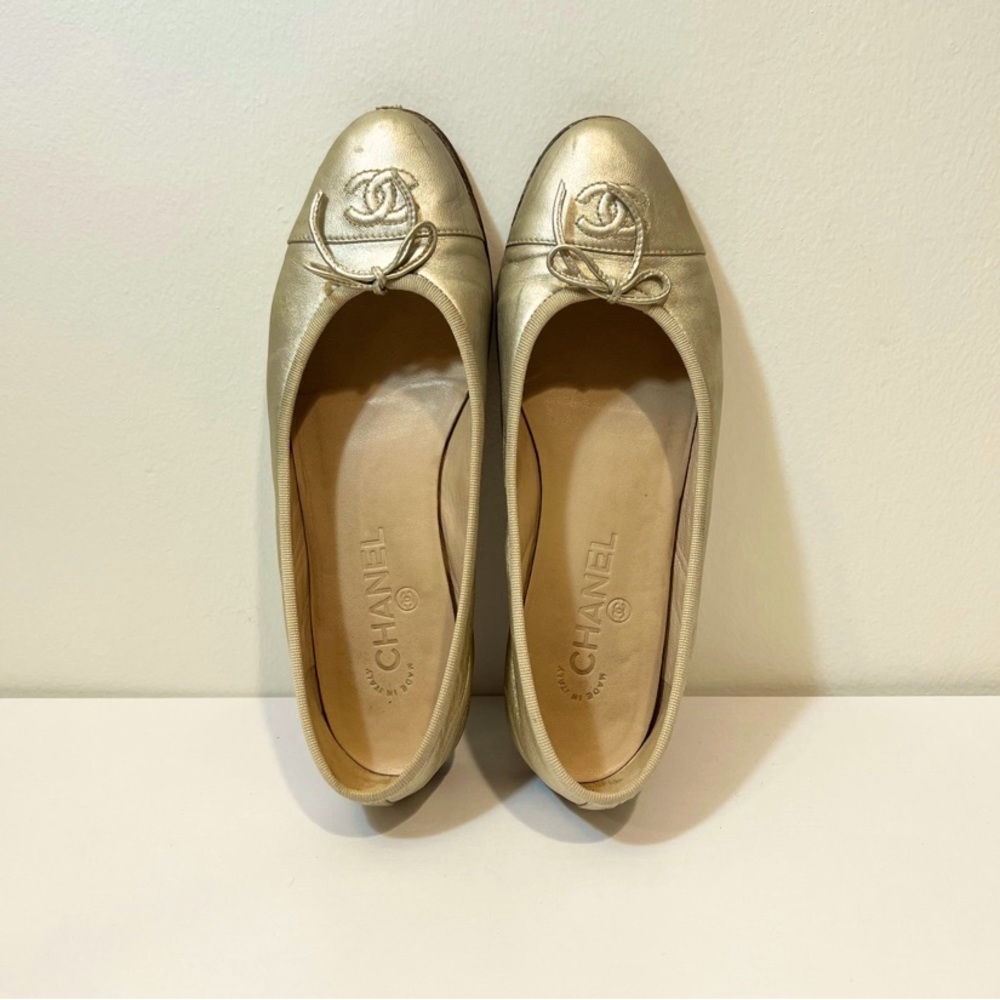 Chanel- Champagne Color Ballet Flats Used Sz 38